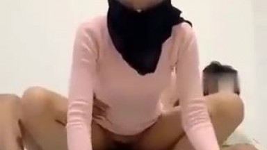Colmekin ayang hijab klimaks